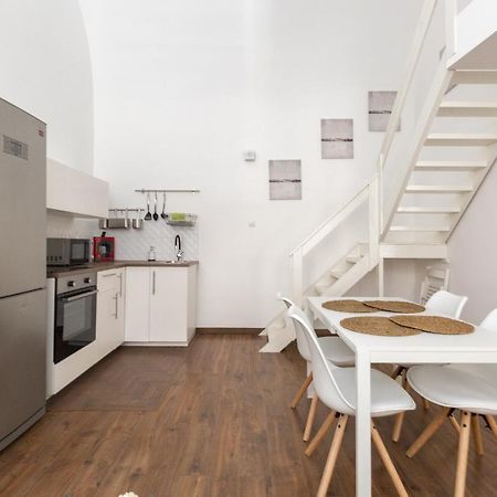 B17 Bajcsy Apartment Budapest Bagian luar foto