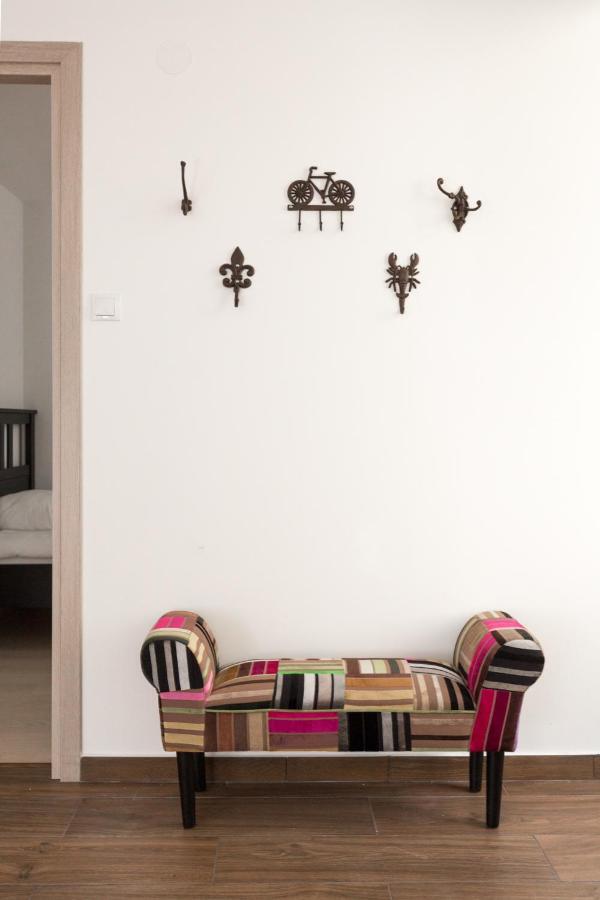 B17 Bajcsy Apartment Budapest Bagian luar foto